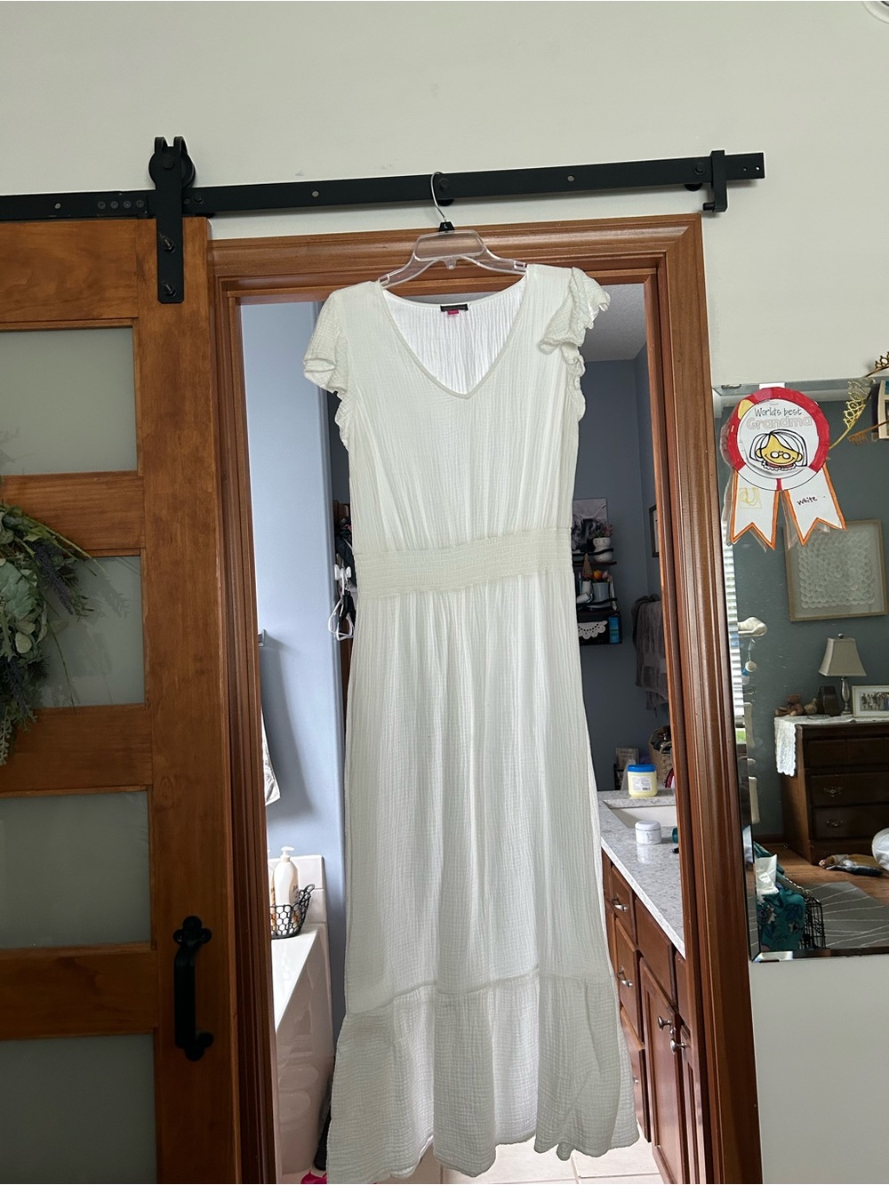 Vince Camuto Cream V-Neck Flutter Sleeve Maxi Dress